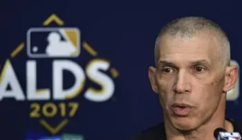 Gary Sánchez le pidió a Girardi solicitara revisión de jugada; managear de los Yanquis sume "error horrible"