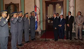Presidente Medina juramenta nuevos funcionarios