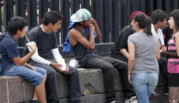 Mujeres concentran la mayor proporción de jóvenes "ninis" en República Dominicana, según ONE