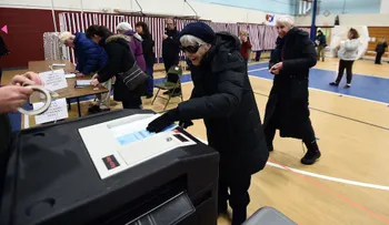La frenética campaña de los candidatos antes de las primarias en Nueva Hampshire