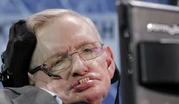 Stephen Hawking y su tres advertencias antes de morir