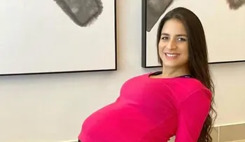 Solicitan plasma con urgencia para esposa de Manny Cruz; cantante pide oraciones