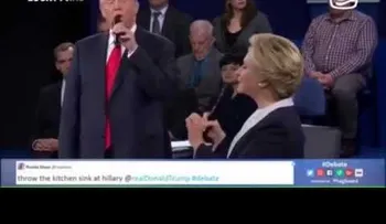  Trump y Hillary cantando juntos