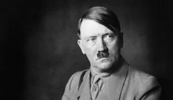 Salen a la luz imágenes nunca vistas de Hitler en un álbum de su amante