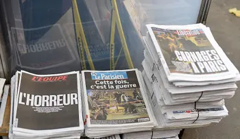 Las redes sociales reaccionan a los ataques en París