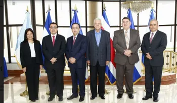 Designan al Gobernador del Banco Central de RD, Valdez Albizu, como presidente del CMCA