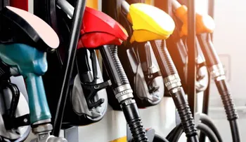 Como regalo del Día del Padre: aumentan precios combustibles; GLP RD$3:00 y las gasolinas RD$2:00