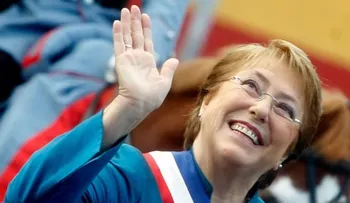 Chile: Descartan demanda contra Bachelet por caso de corrupción de su hijo y su nuera