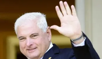 Ricardo Martinelli inicia proceso para ser candidato presidencial en Panamá