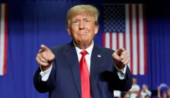 Trump responde formalmente a comité legislativo con carta llena de falsedades