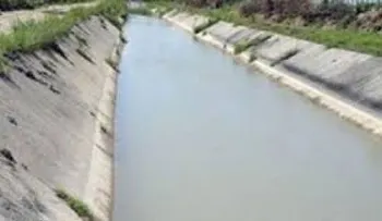 Niño de 9 años muere ahogado mientras se bañaba en canal; otro está grave