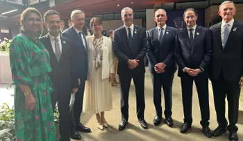 Abinader asiste a la transmisión de mando presidencial de Abelardo de la Espriella en Colombia
