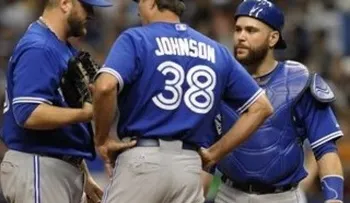 Azulejos cierra campaña con derrota contundente ante Rays