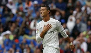 Cristiano marca, Navas pone el cerrojo y el Real Madrid gana