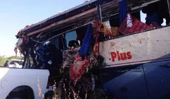 Seis muertos y 22 heridos por accidente de camión en Durango 