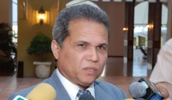 Waldo acusa a Montalvo de engañar a DM; Gobierno llama a la sensatez