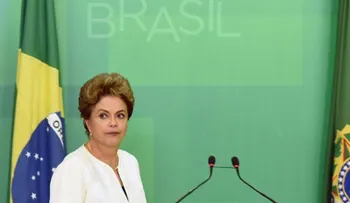Congreso brasileño notifica a Rousseff que inició el trámite para un juicio político