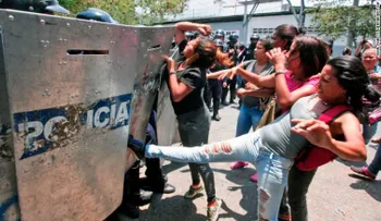 Al menos 68 personas murieron por motin en una cárcel de Venezuela 