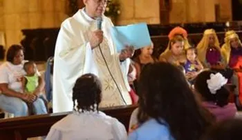 Papa: "Solo la paz es santa"; pide no usar a Dios para justificar la violencia