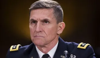 Flynn dimitió porque situación se hizo "insostenible"