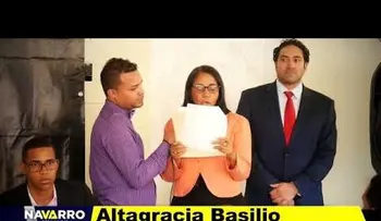 Andrés Navarro concita apoyo a sus aspiraciones presidenciales en Santiago