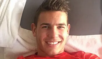 Tras las acusaciones de violencia de género, las cuentas oficiales de Lucas Hernández se llenaron de insultos