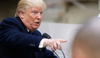 Donald Trump amenaza con 'decir cosas' sobre la esposa de Ted Cruz