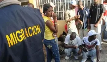  Dirección General de Migración cancela dos oficiales