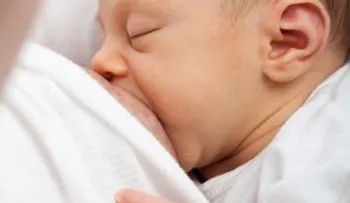 Unos 77 millones de bebés no toman leche materna en primeras horas de vida