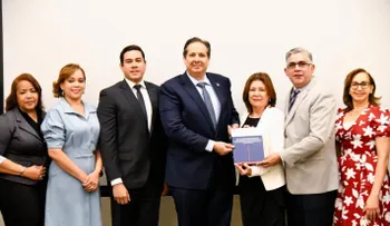 Salud Pública fortalece prevención del cáncer de cuello uterino con nuevas guías clínicas