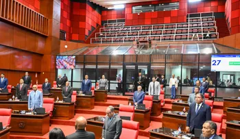Senado suspende sesión en solidaridad con afectados en Jet Set