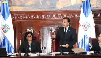 Minou pide se investigue denuncias de hechos delictivos en el CN; Abel la emplaza presentar pruebas (Video)