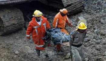 Al menos dos muertos por derrumbe de mina en Colombia 