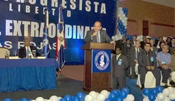 Pelegrín advierte crisis profunda sacude sistema político-partidario 