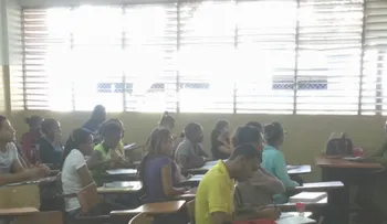 Reanudan docencia en la UASD