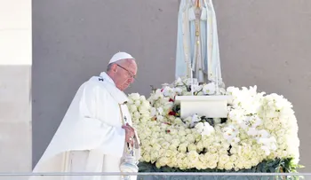 El papa canoniza a los pastores Francisco y Jacinta en Fátima