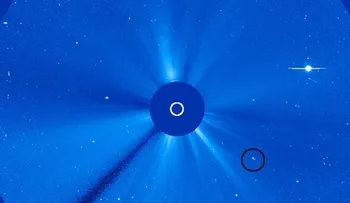 Video: Un pequeño cometa 'suicida' se estrella contra el Sol 