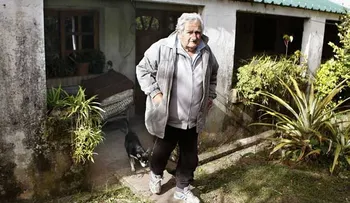 Quitan trono a Mujica de ''presidente más pobre del mundo"  