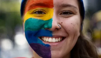 ¿Por qué se celebra el Mes del Orgullo LGBT en junio? Zona Pop te lo dice...