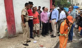 Alcalde del DN inicia trabajos de limpieza de la avenida Duarte