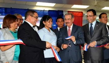 Presidente Medina entrega nuevo edificio al Instituto Técnico Salesiano en María Auxiliadora