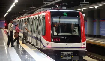 Seguía parada segunda línea del Metro por problema eléctrico