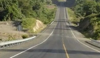 Amet implementa medidas de seguridad en carretera de Samaná