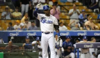 Hanley Ramírez jugará primera base con Tigres del Licey