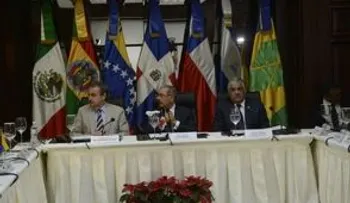 Gobierno de Venezuela y oposición inician diálogo en República Dominicana