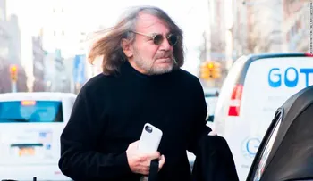 Exclusivo CNN: Médico admite que fue el mismo Trump quien escribió su certificado de perfecta salud