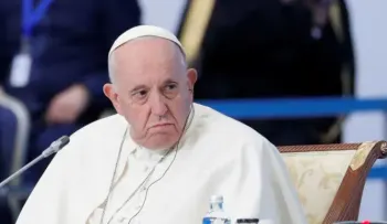 Francisco advierte del nefasto efecto dominó que pueden tener las guerras