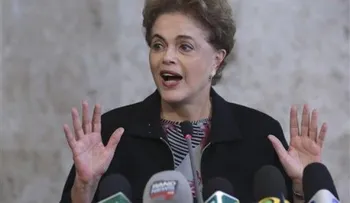 La presidenta de Brasil dice que no renunciará
