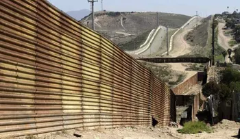 La nueva estrategia de los narcos para burlar el costoso muro de Donald Trump por 5.000 dólares