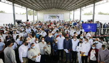 Abinader entrega en Nagua 600 títulos de propiedad en beneficio de más de 2,400 personas